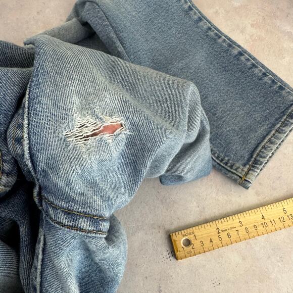 Mott And Bow Jeans Women's 28x28 Denim Mom Jean Distressed Needs Repair READ - Picture 8 of 10